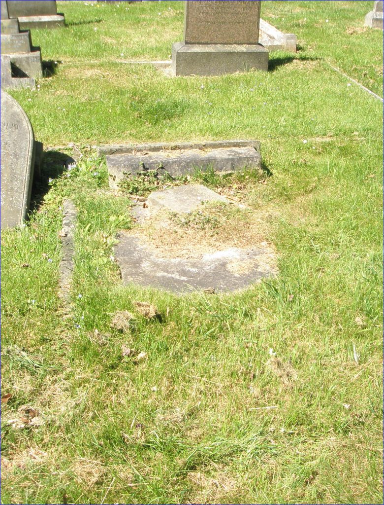 Private John (Jack) Samuel Wright's headstone before restoration